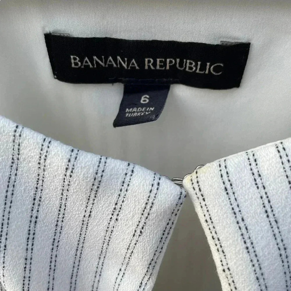 Banana Republic Sleeveless Striped Work Top - Picture 2 of 4